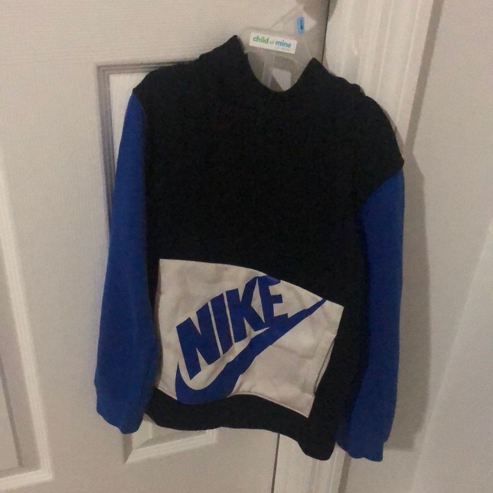 Girl’s Nike Hoodie